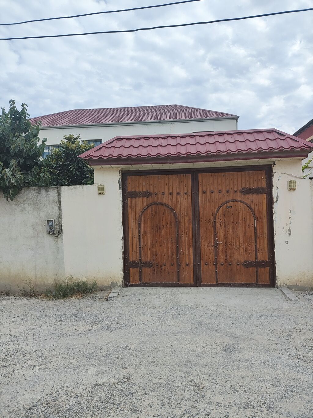 Mehdiabad 7 otaqlı, 204 kv. m, Orta təmir