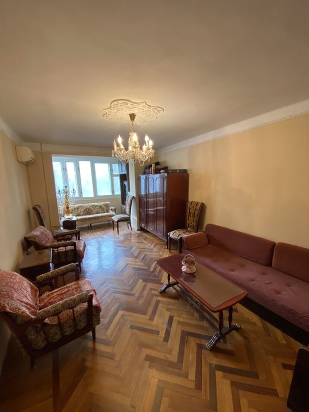 Bakı, Yasamal, 3 otaqlı, Köhnə tikili, m. İnşaatçılar, 70 kv. m