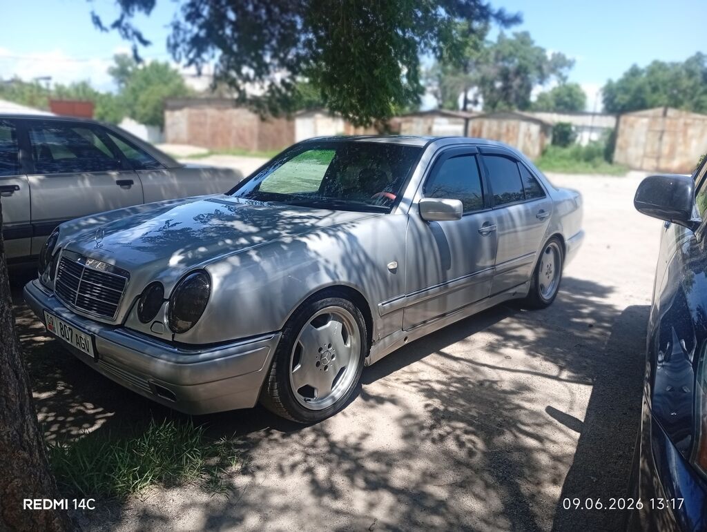 Mercedes-Benz E-Class: 1996 г., 3.2 л, Автомат, Бензин, Седан: фото 8