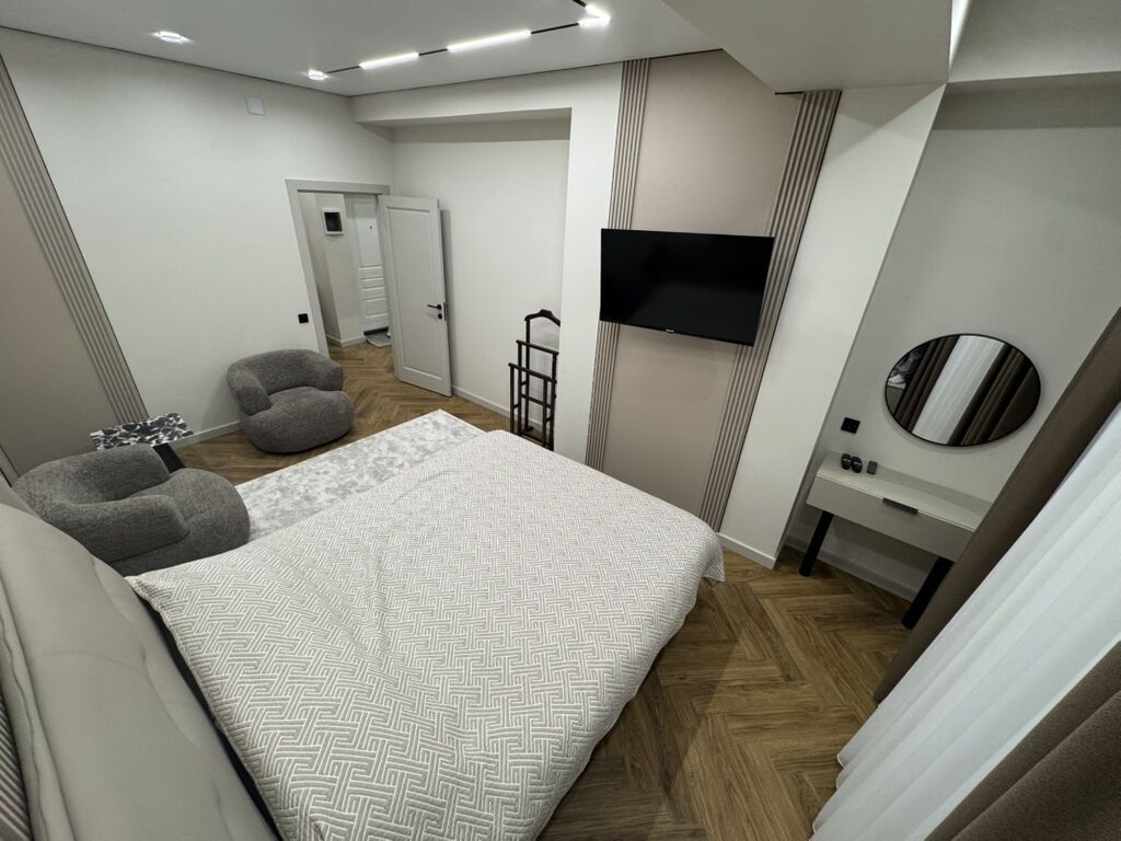1 комната, Люкс, элитка, Золотой квадрат, Душевая кабина, Постельное белье, Кондиционер: фото 6
