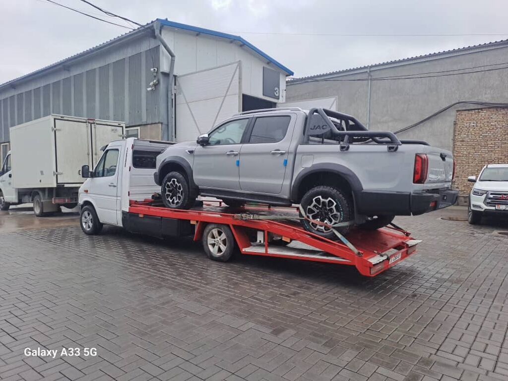 Услуги эвакуатора с лебедкой для любых авто: фото 2