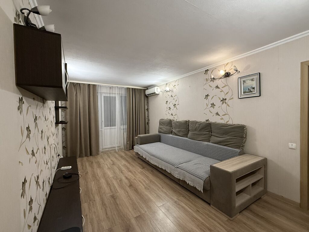 3 комнаты, 58 м², Ата-Тюрк парк 104 серия, 1 этаж, Косметический ремонт: фото 2