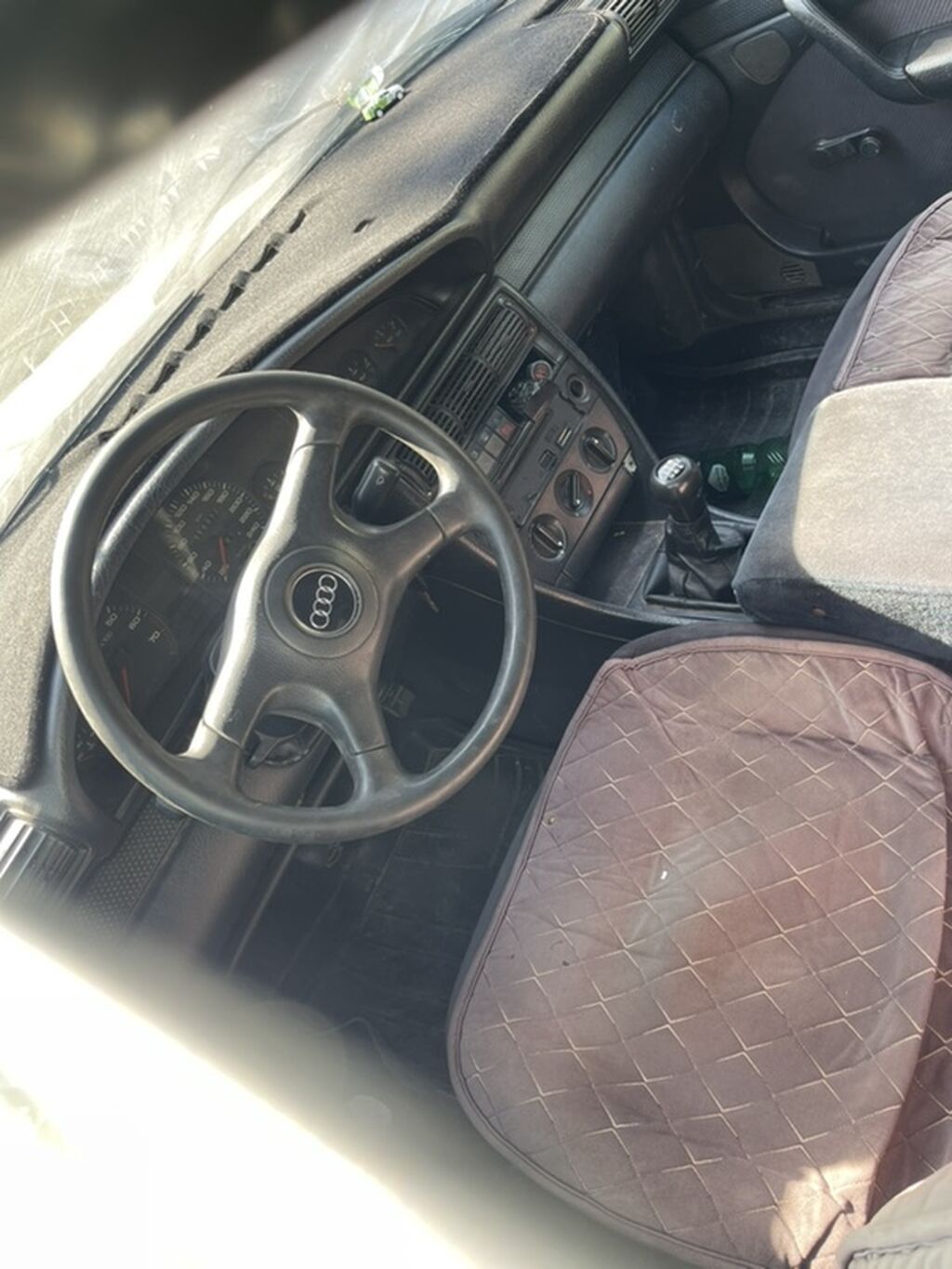 Audi 100: 1993 г., 2.3 л, Механика, Бензин, Седан: фото 4