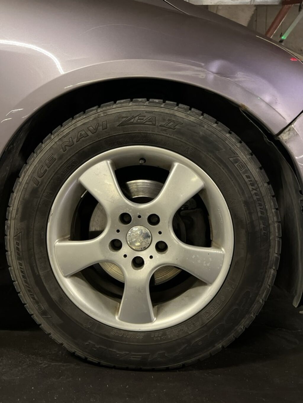 Mitsubishi Grandis: 2005 г., 2.4 л, Автомат, Бензин, Минивэн: фото 5