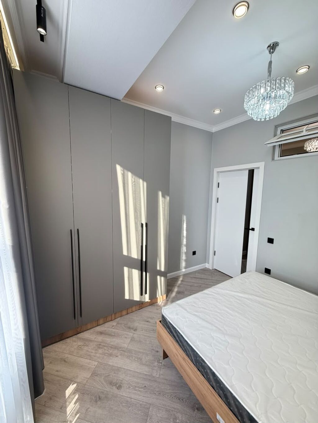 2 комнаты, 50 м², Филармония Элитка, 12 этаж, Дизайнерский ремонт: фото 2