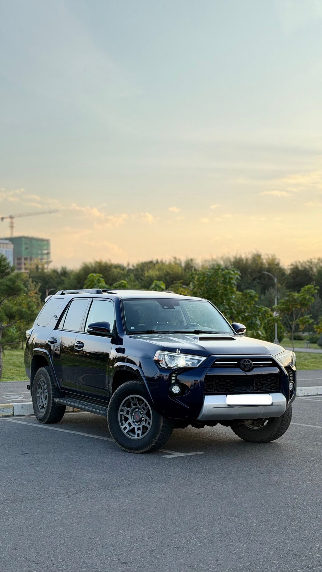 Toyota 4Runner: 2020 г., 4 л, Автомат, Бензин, Внедорожник: фото 2