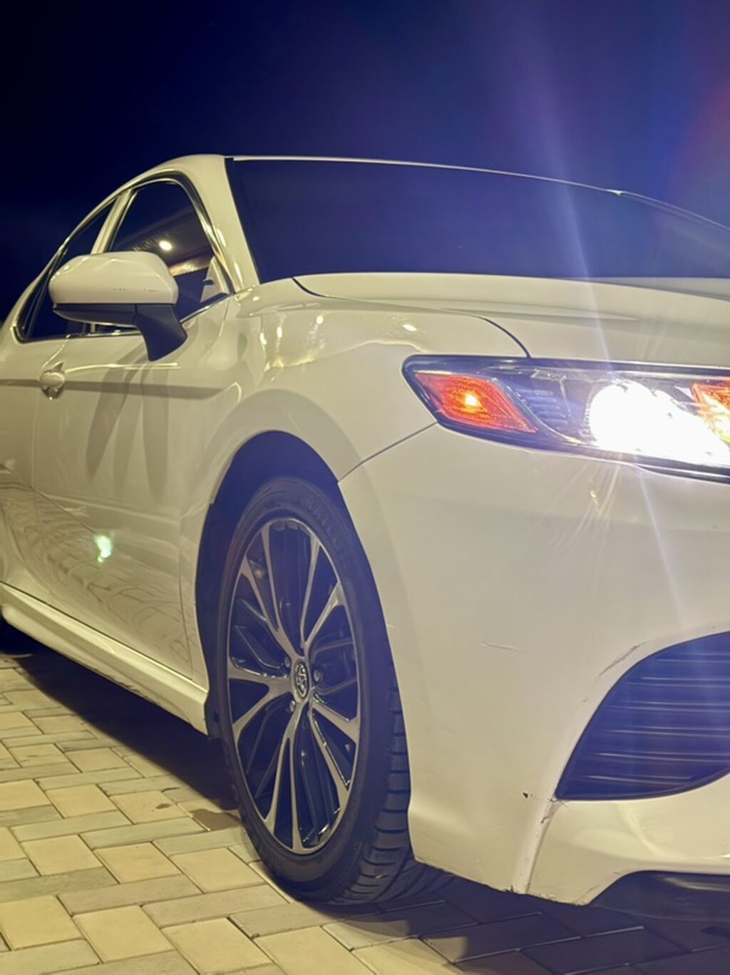 Toyota Camry: 2017 г., Автомат, Бензин, Седан: фото 1