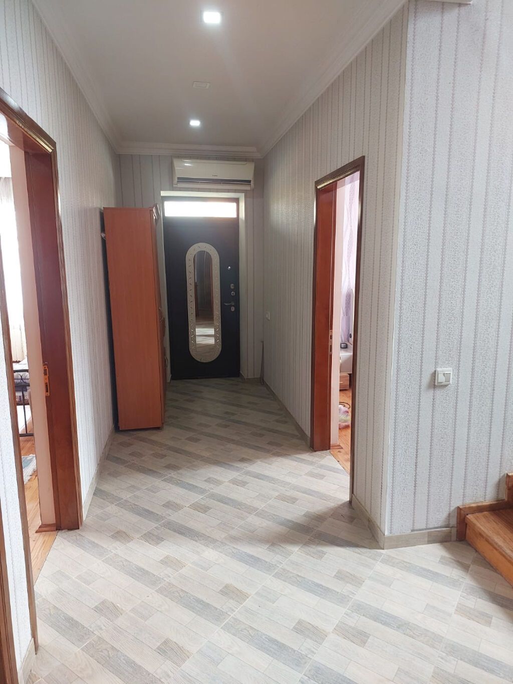 6 otaqlı, 212 kv. m, Kredit yoxdur, Yeni təmirli