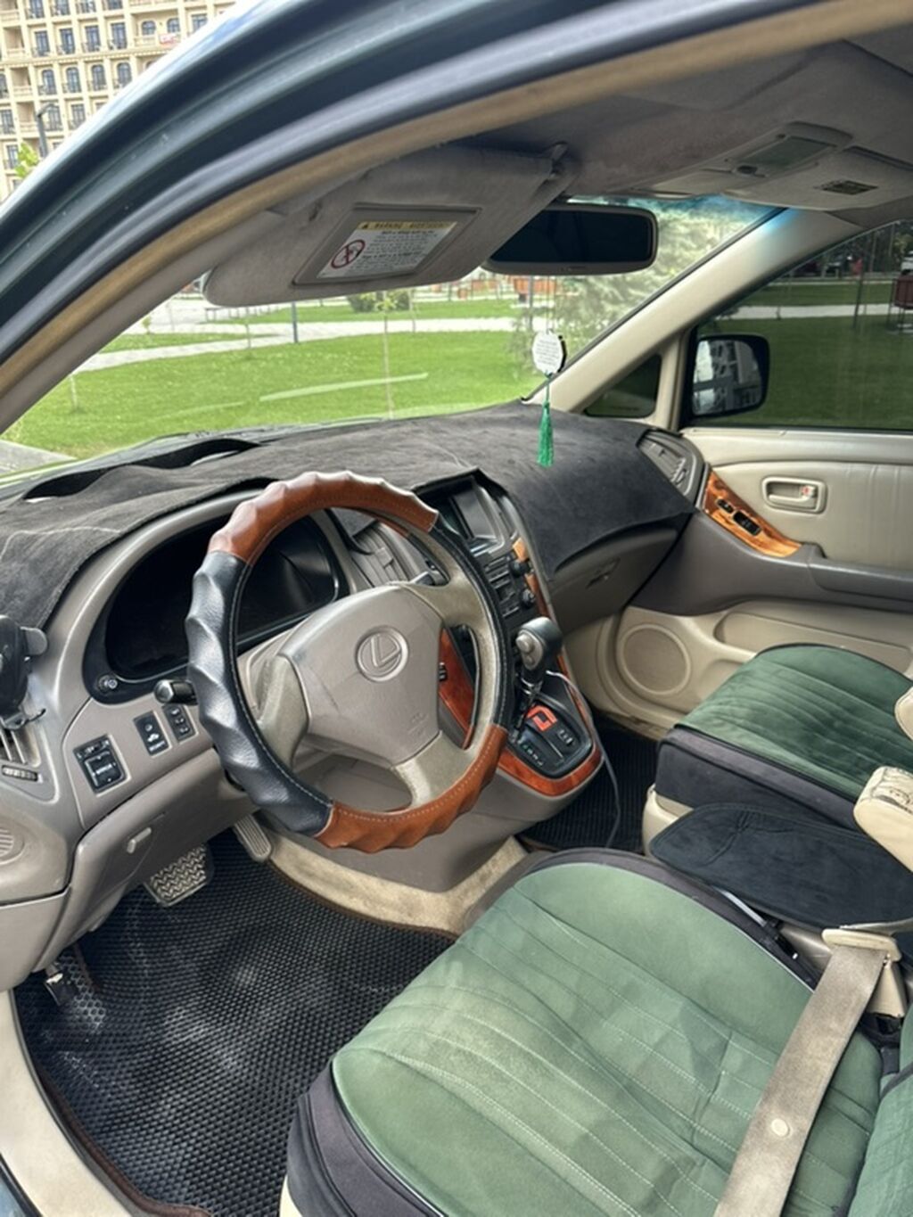 Lexus RX: 2000 г., 3 л, Бензин, Кроссовер: фото 4