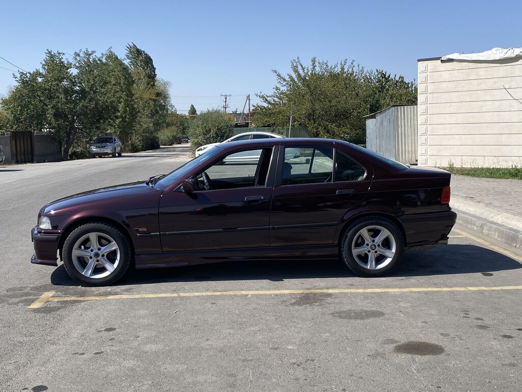 BMW 3 series: 1992 г., 2 л, Механика, Бензин: фото 3