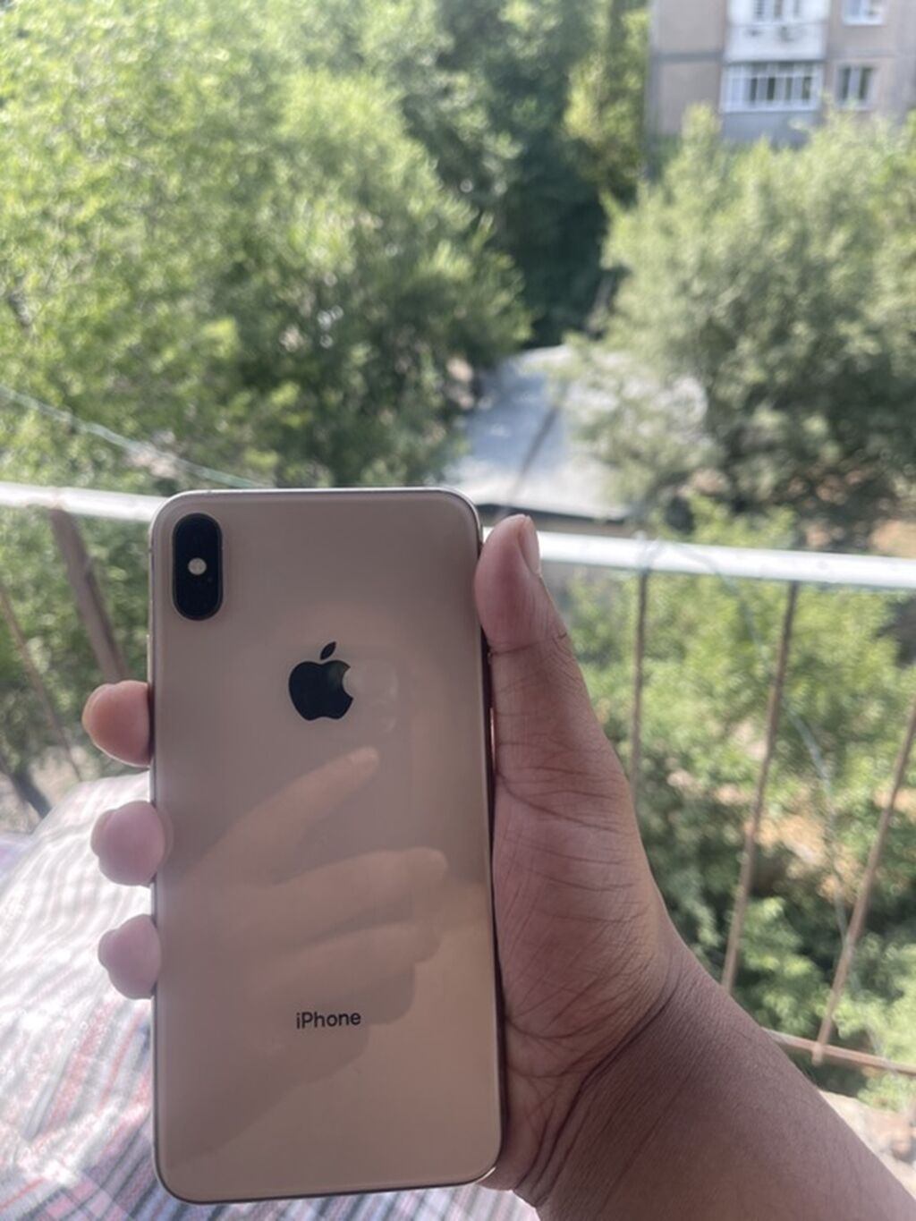 IPhone Xs Max, Б/у, 64 ГБ, Золотой: фото 1