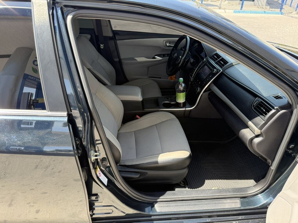 Toyota Camry: 2016 г., 2.5 л, Автомат, Бензин, Седан: фото 8