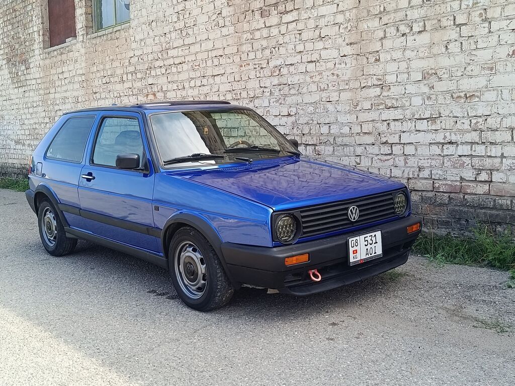 Volkswagen Golf GTI: 1989 г., 1.8 л, Механика, Бензин, Хэтчбэк: фото 1