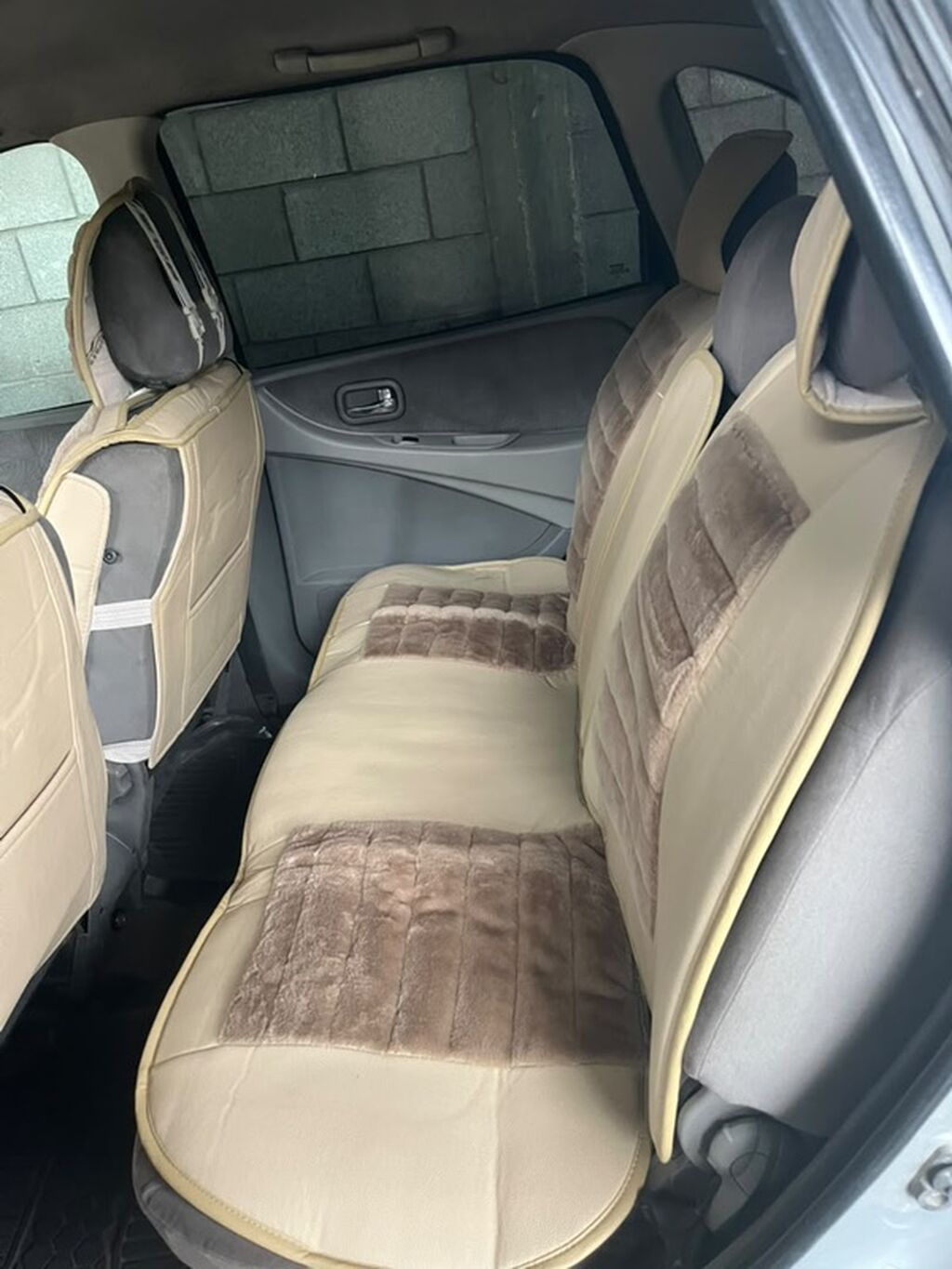 Nissan Almera Tino: 2001 г., 1.8 л, Механика, Бензин, Минивэн: фото 5