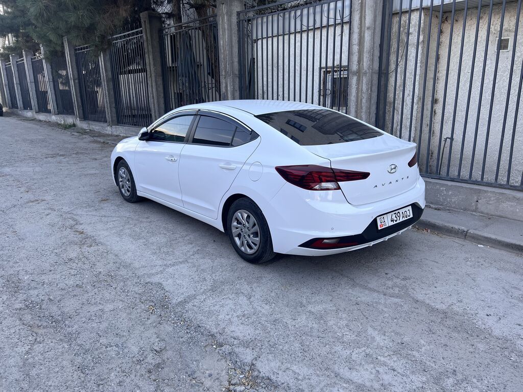 Hyundai Avante: 2019 г., 1.6 л, Автомат, Газ, Седан: фото 5