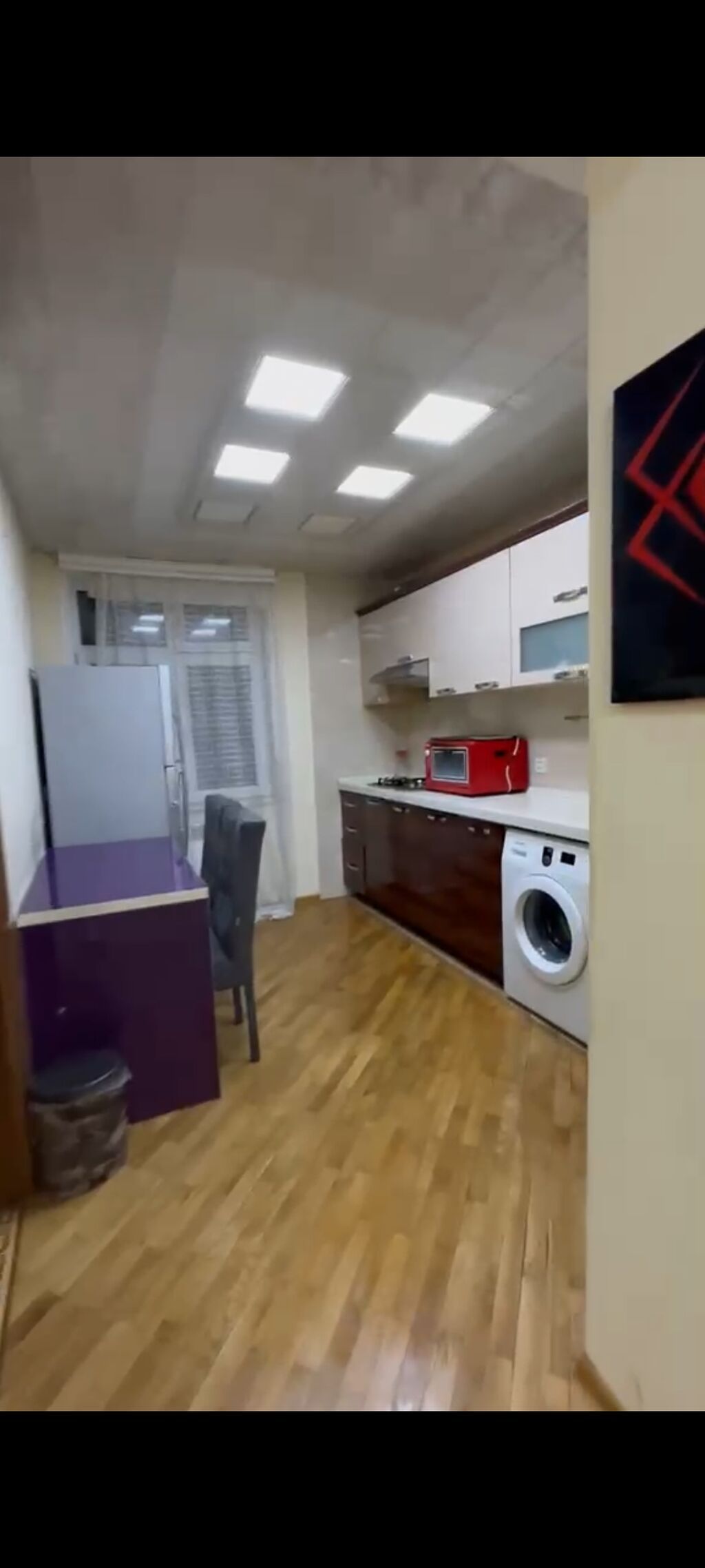 Nərimanov metrosuna piyada 10 dəqiqə məsafədə yerləşən 4 otaqlı ev