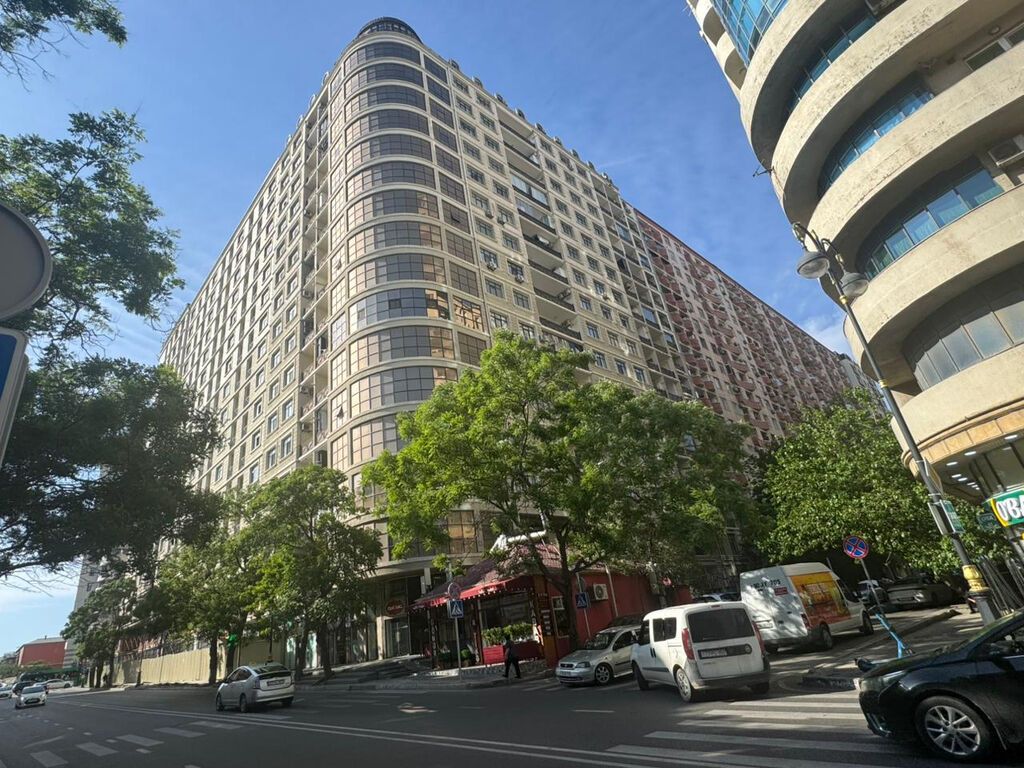 3 otaqlı, Yeni tikili, 128 kv. m