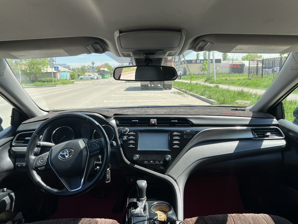 Toyota Camry: 2019 г., 2.5 л, Автомат, Бензин, Седан: фото 8