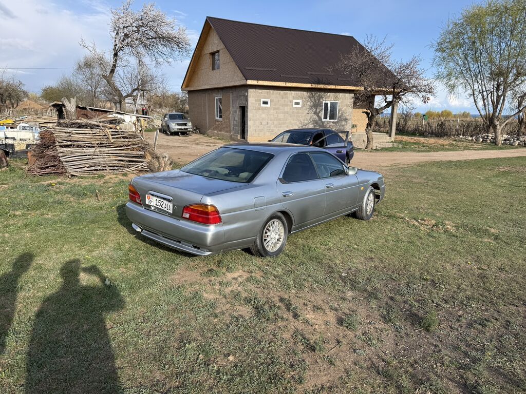 Nissan Laurel: 1997 г., 2 л, Автомат, Бензин, Седан: фото 6