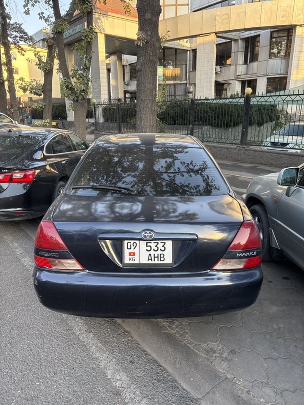 Toyota Mark II: 2002 г., 2.5 л, Автомат, Бензин, Седан: фото 2