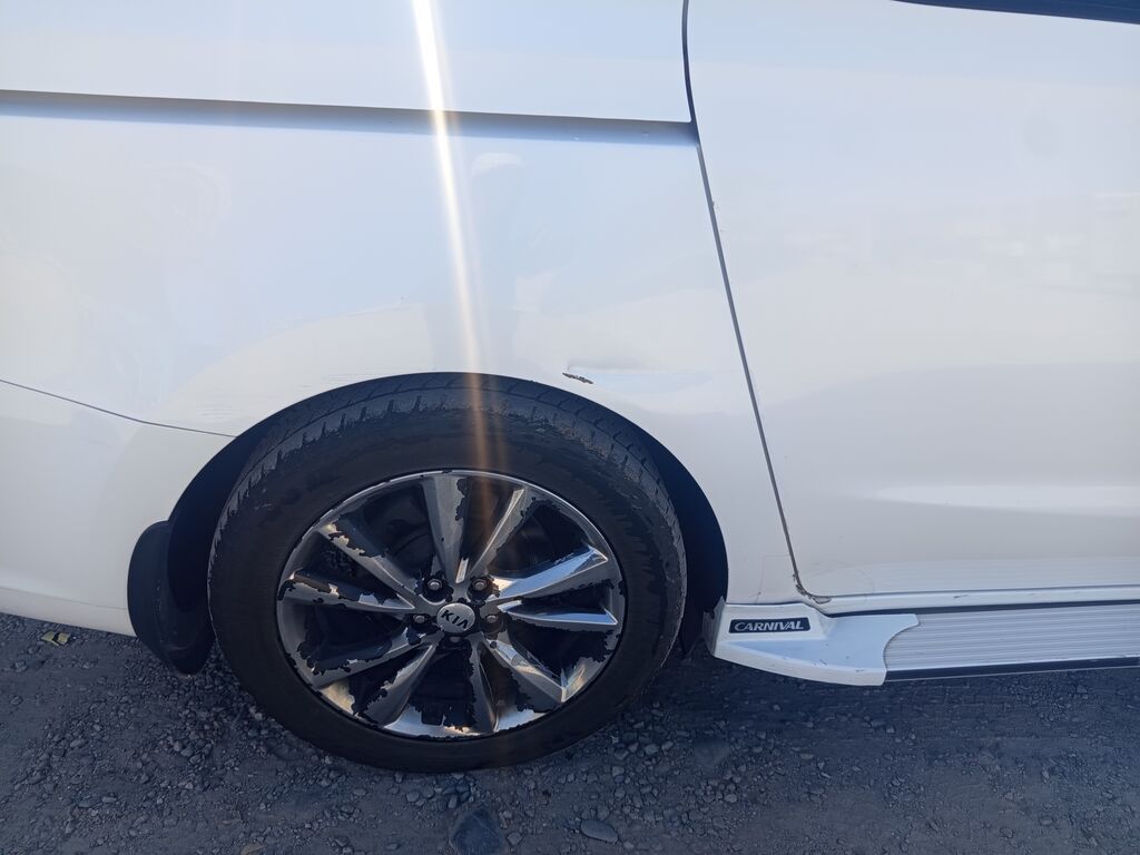 Kia Carnival: 2018 г., 2.2 л, Автомат, Дизель, Минивэн: фото 1