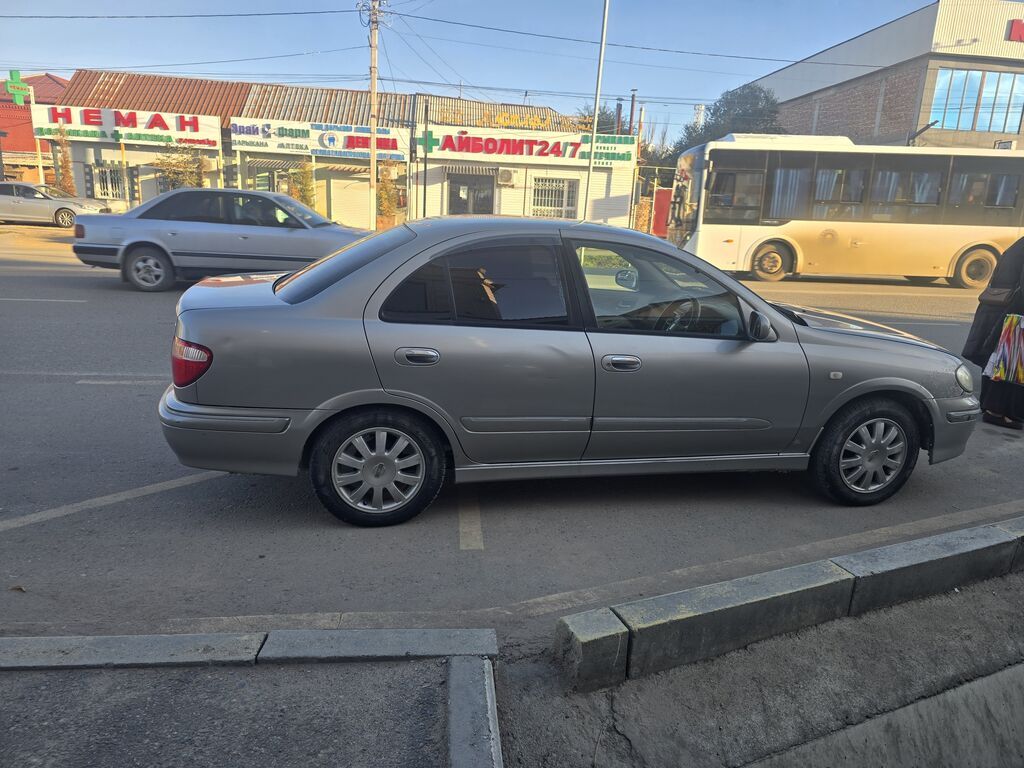 Nissan Sylphy: 2001 г., 2 л, Автомат, Бензин, Седан: фото 4