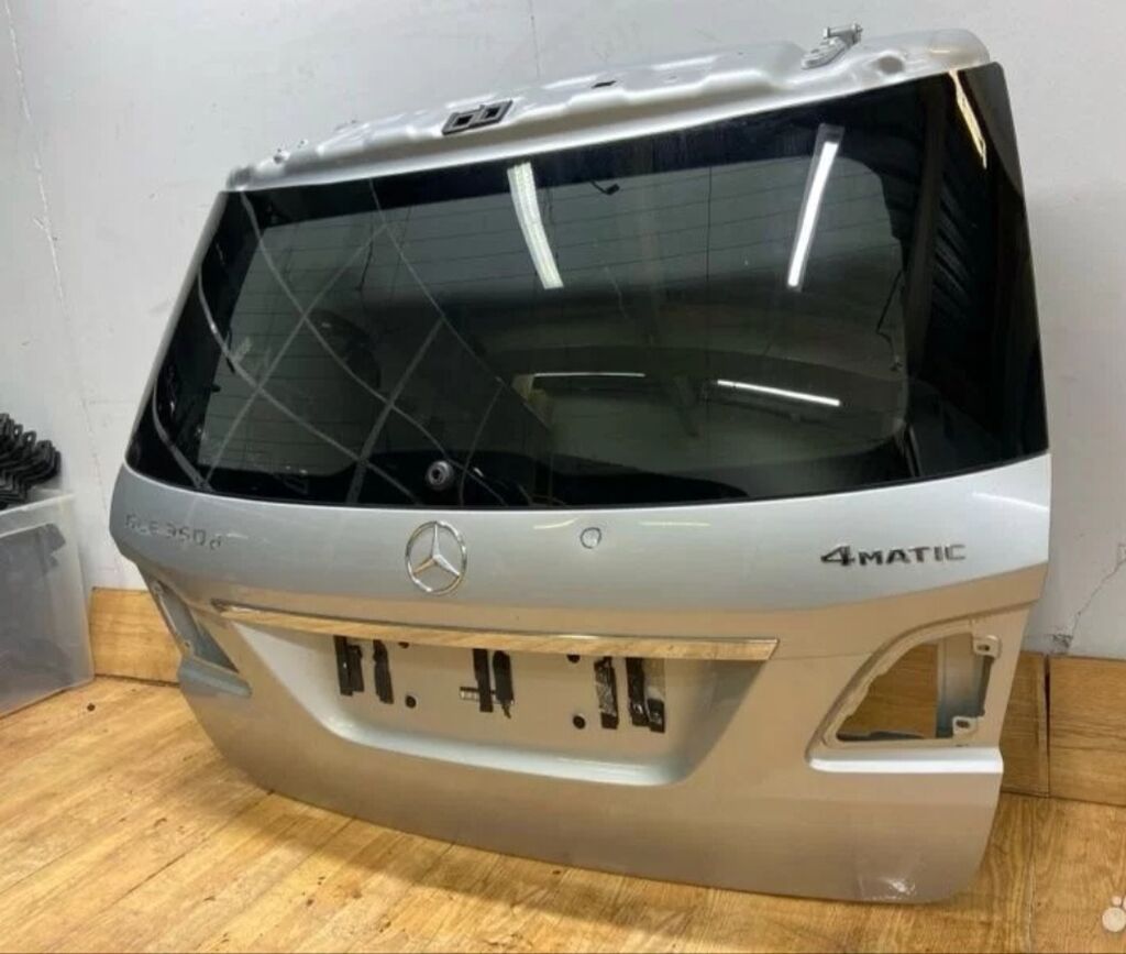 Крышка багажника Mercedes-Benz, 2018 г., Б/у, Оригинал: фото 2