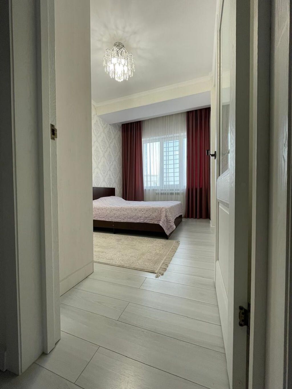 Продается 2-комнатная квартира, 66 м², 12 мкр, евроремонт: фото 2