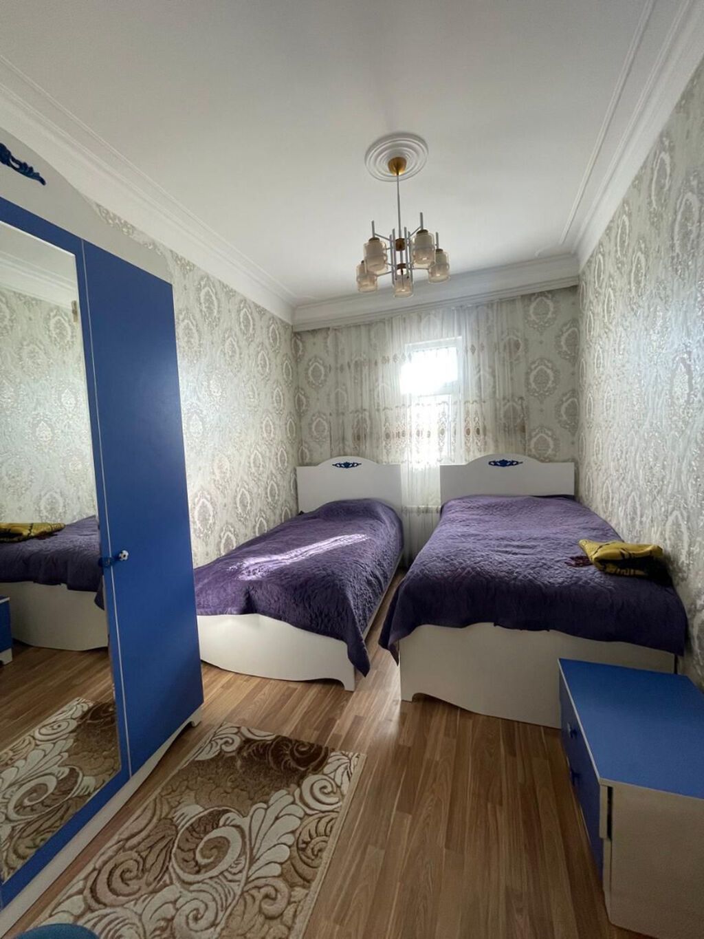 5 otaqlı, 285 kv. m, Yeni təmirli