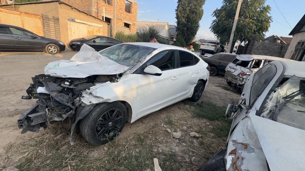 Hyundai Elantra: 2020 г., Седан: фото 2