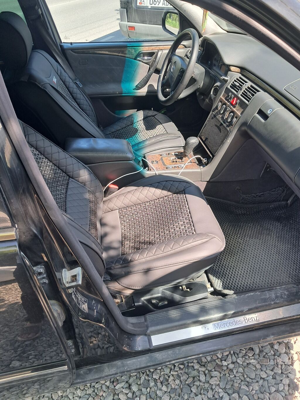 Mercedes-Benz E-Class: 2000 г., 3.2 л, Автомат, Бензин, Универсал: фото 4