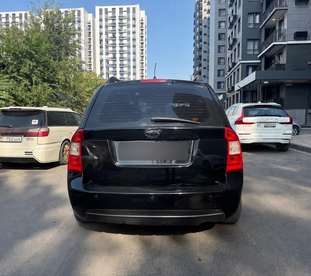 Kia Carens: 2008 г., 2 л, Автомат, Газ, Минивэн: фото 2