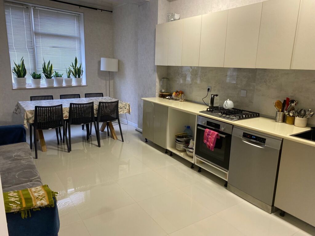 3 otaqlı, Yeni tikili, 83 kv. m
