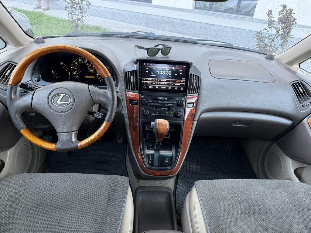 Lexus RX: 2001 г., 3 л, Автомат, Газ, Кроссовер: фото 4