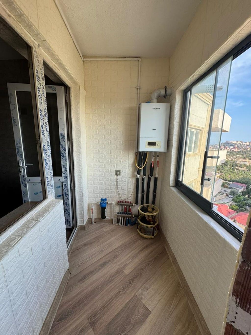 3 otaqlı, Yeni tikili, m. Xalqlar Dostluğu, 72 kv. m