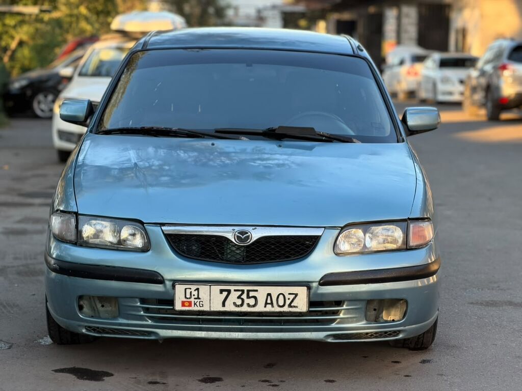 Mazda 626: 1999 г., 2 л, Механика, Бензин, Седан: фото 2