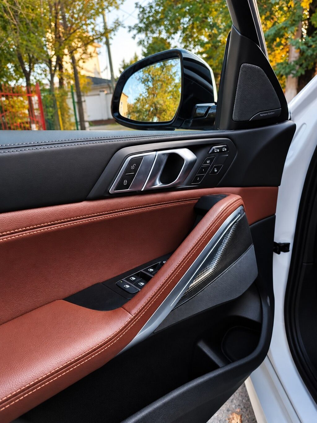 BMW X6: 2021 г., 3 л, Автомат, Бензин, Внедорожник: фото 7