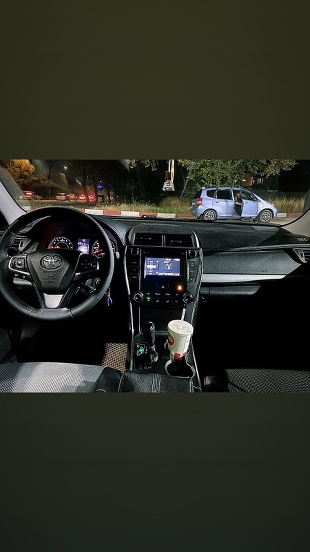 Toyota Camry: 2016 г., 2.5 л, Автомат, Бензин, Седан: фото 8