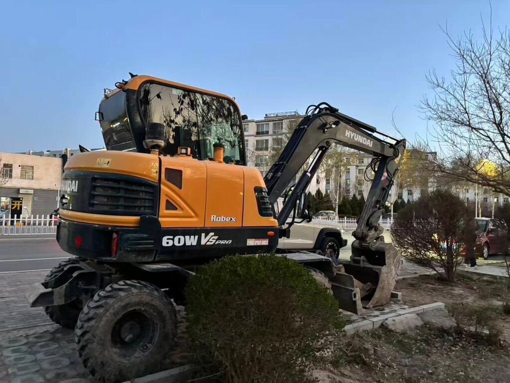 Услуги экскаватора | Выкорчевывание пней, Траншеи, Котлованы: фото 5