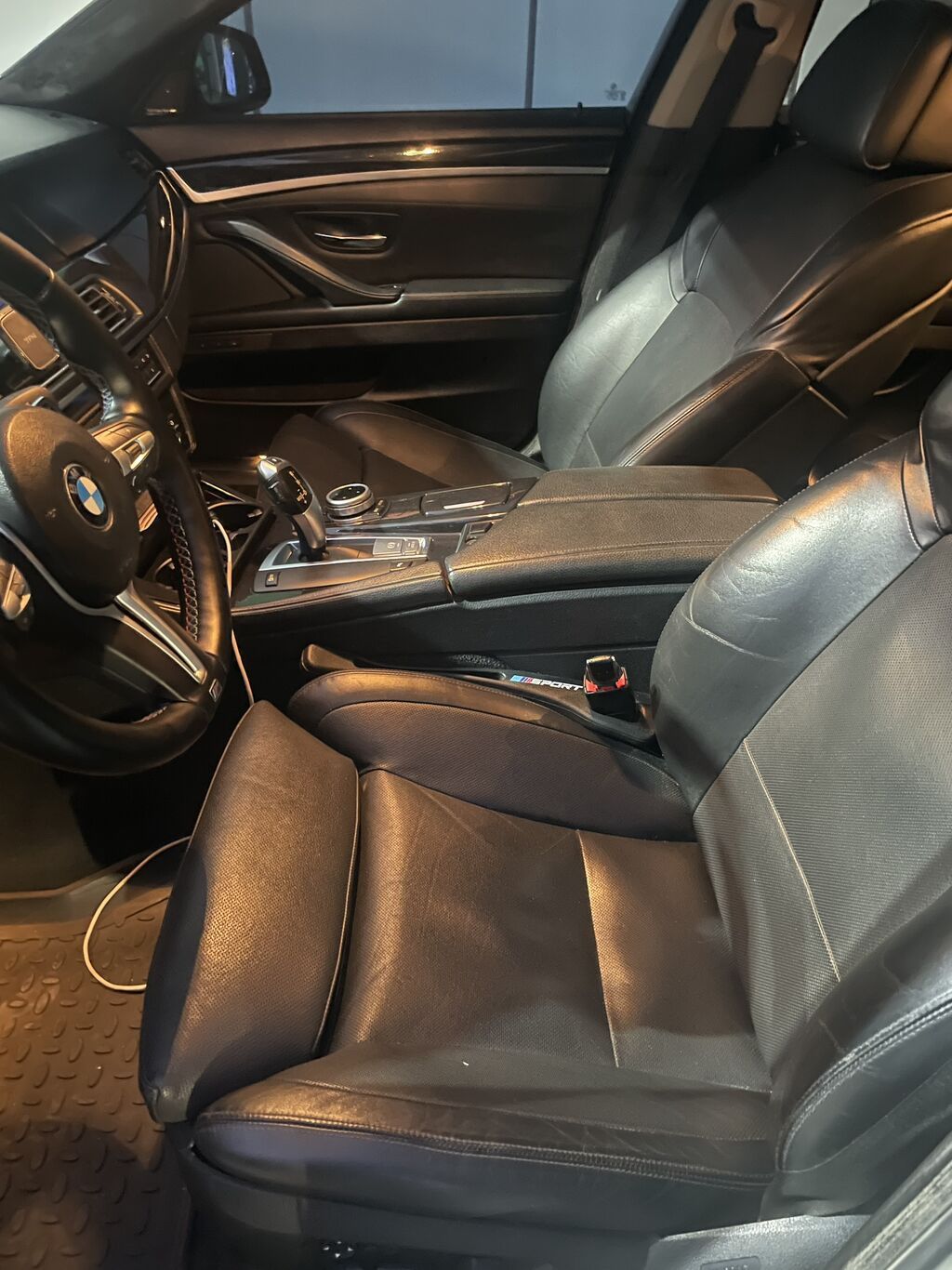 BMW 5 series: 2010 г., 3 л, Автомат, Бензин, Седан: фото 7