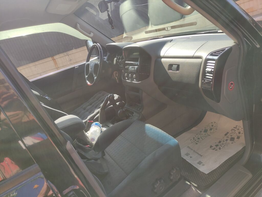 Mitsubishi Pajero: 2001 г., 3.2 л, Механика, Дизель, Внедорожник: фото 7