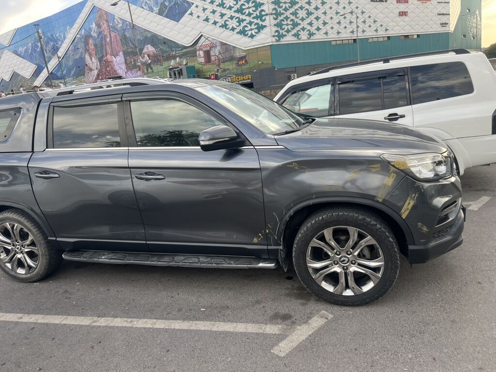 Dongfeng : 2019 г., 2.2 л, Автомат, Дизель, Внедорожник: фото 4