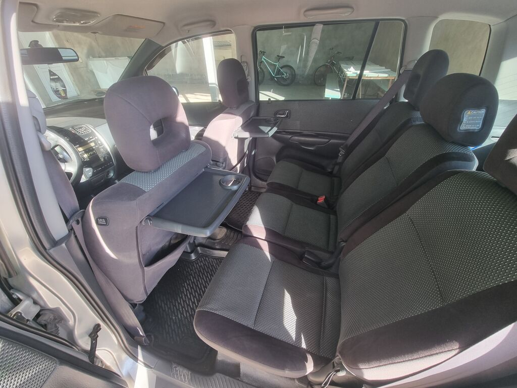 Mazda PREMACY: 2003 г., 1.6 л, Механика, Бензин, Минивэн: фото 6