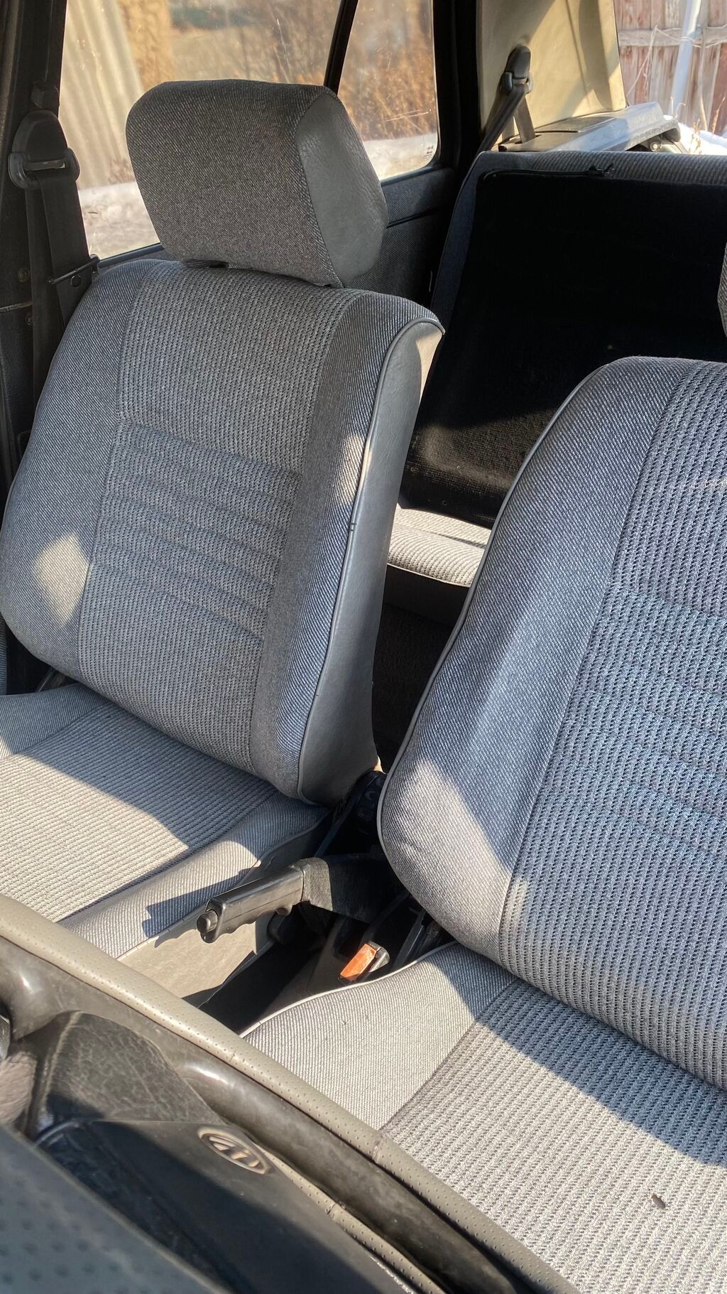 Volkswagen Golf GTI: 1989 г., 1.6 л, Механика, Бензин, Хэтчбэк: фото 8