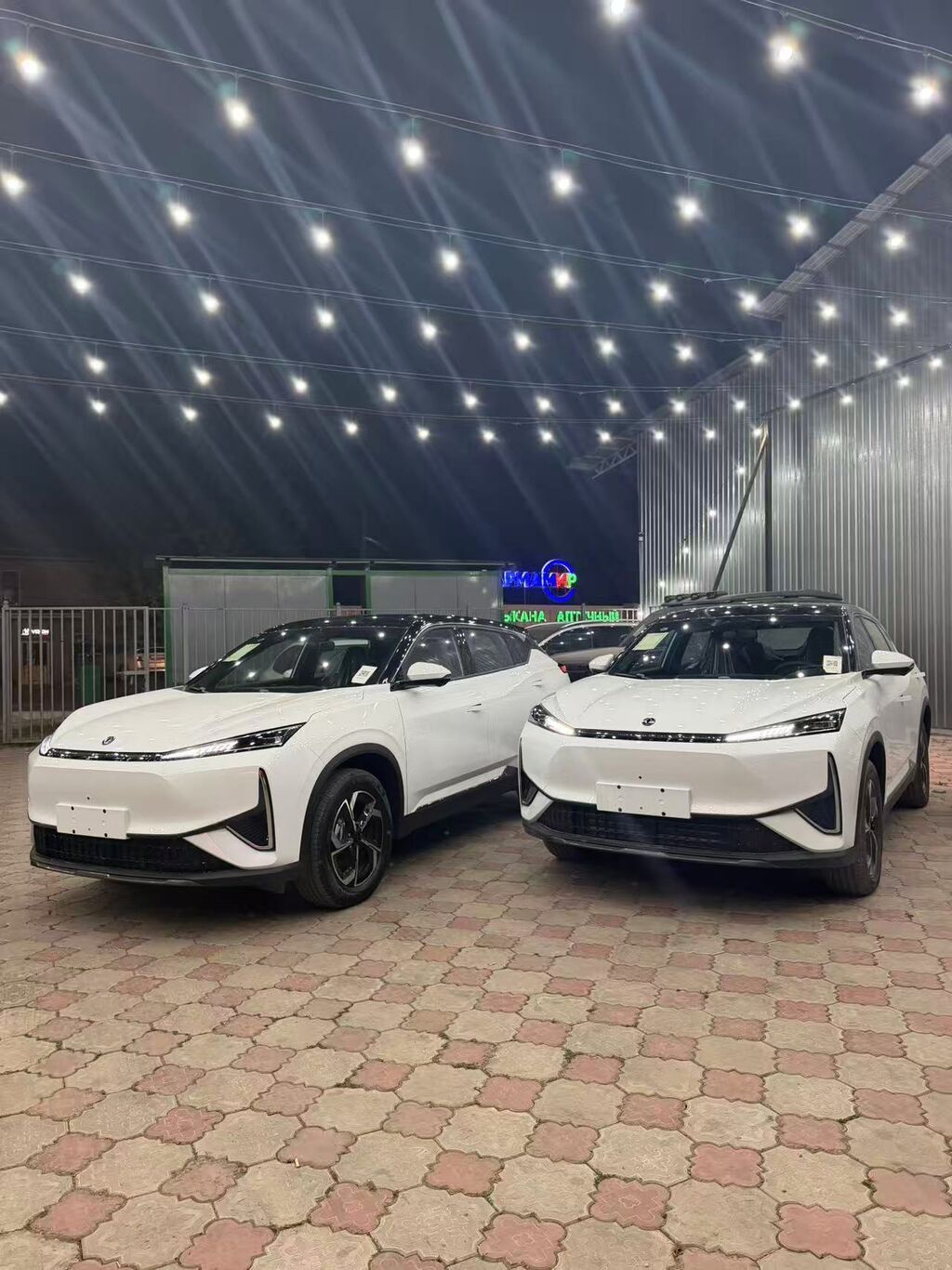 Dongfeng : 2026 г., Автомат, Электромобиль, Кроссовер: фото 2