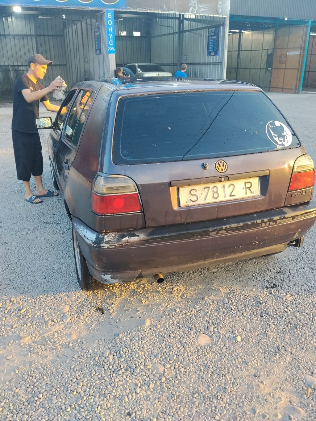 Volkswagen Golf: 1992 г., 1.6 л, Механика, Бензин, Хэтчбэк: фото 4
