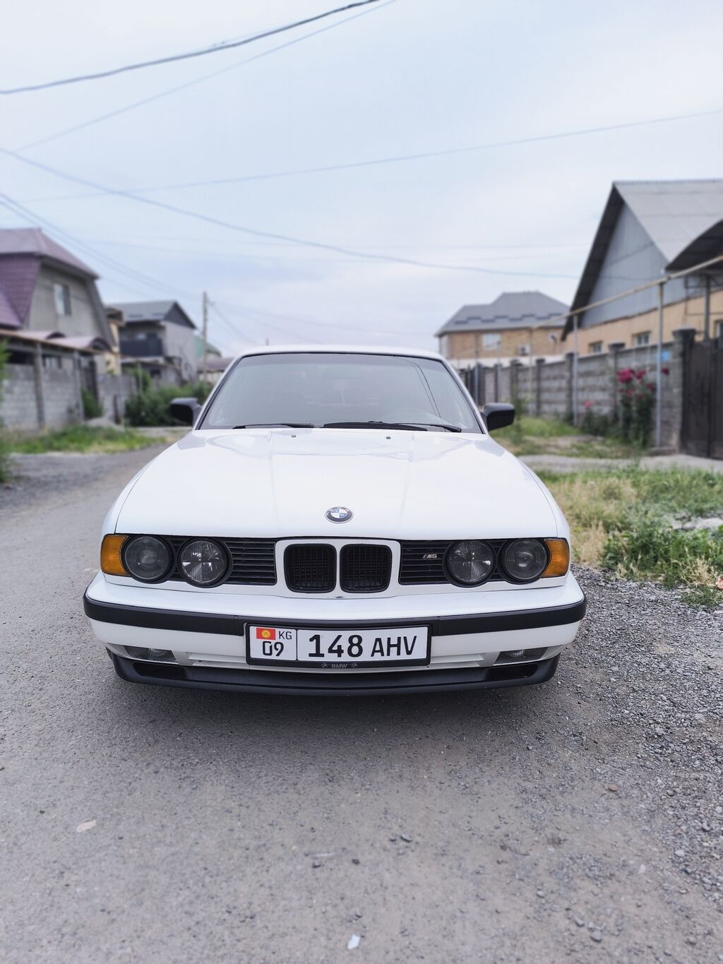 BMW 5 series: 1993 г., 4.4 л, Механика, Бензин, Седан: фото 4