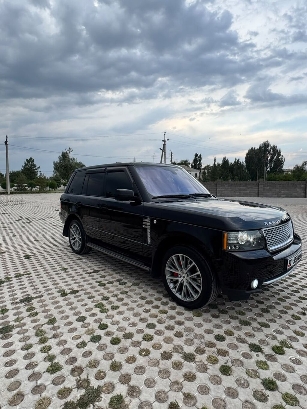 Land Rover Range Rover: 2010 г., 5 л, Автомат, Бензин, Внедорожник: фото 6
