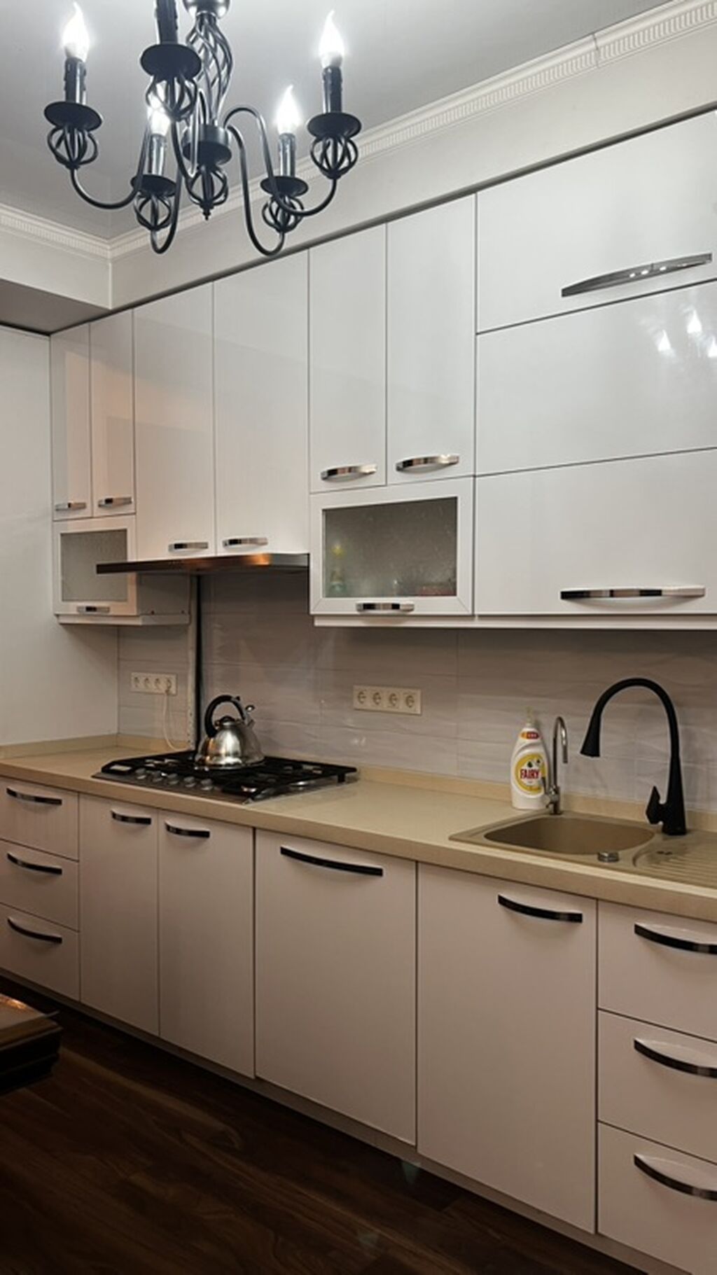 СДАЁТСЯ ПРОСТОРНАЯ 3-КОМНАТНАЯ КВАРТИРА 105 М² В ЦЕНТРЕ БИШКЕКА | 2: фото 3