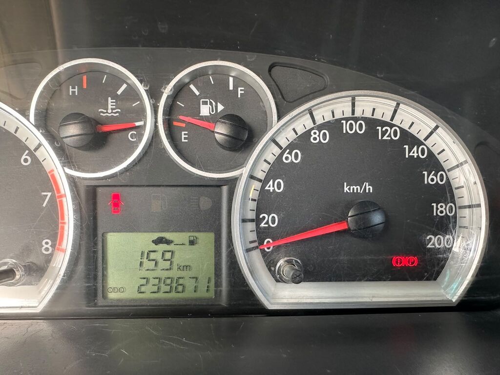 Chevrolet Aveo: 2008 г., 1.2 л, Механика, Бензин, Хэтчбэк: фото 7